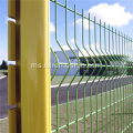 Indah PVC bersalut segi tiga dikimpal antara dawai Mesh pagar